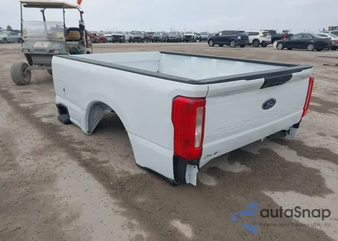 2024 Ford Superduty z USA, uszkodzony, nr VIN TRUCKBED